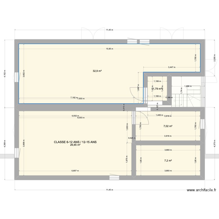 école Montessori FOND CACAO. Plan de 9 pièces et 145 m2