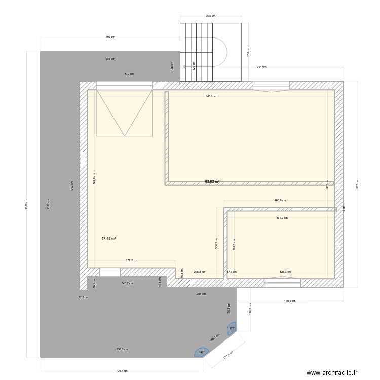 Maison Actuelle. Plan de 2 pièces et 131 m2