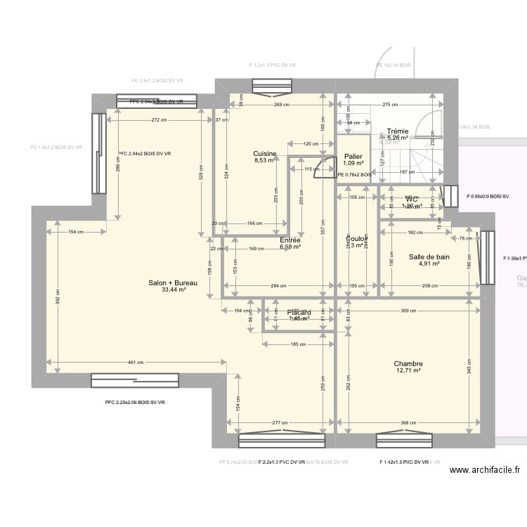 Raymond. Plan de 21 pièces et 252 m2