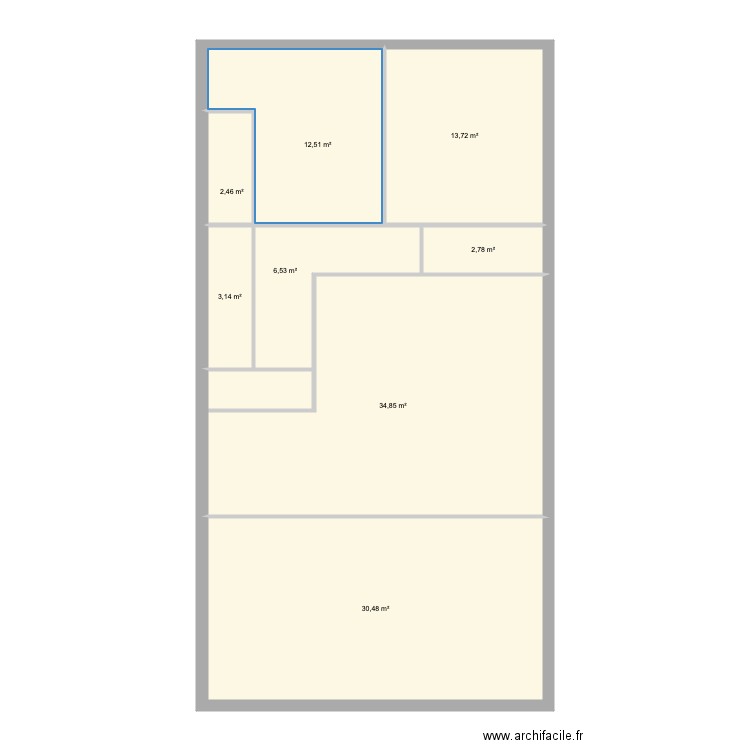 CARNOT R1. Plan de 8 pièces et 106 m2