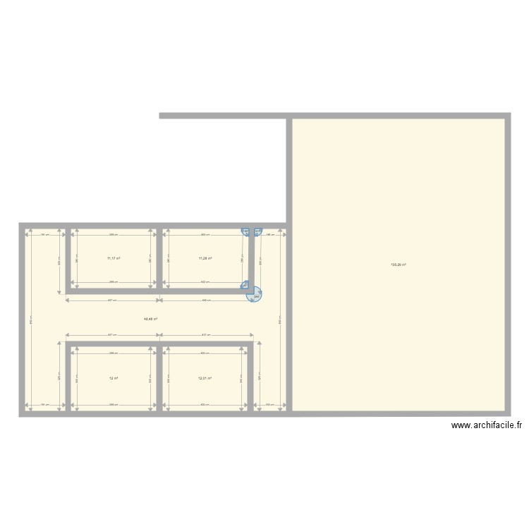 ecurie hangar. Plan de 0 pièce et 0 m2