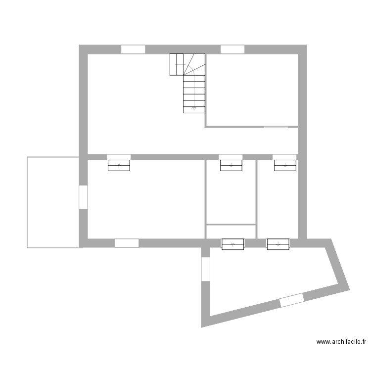 RDC. Plan de 0 pièce et 0 m2