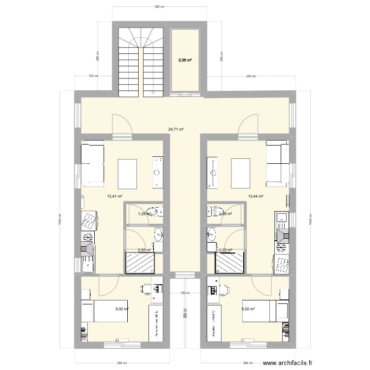 Etage courant. Plan de 11 pièces et 84 m2