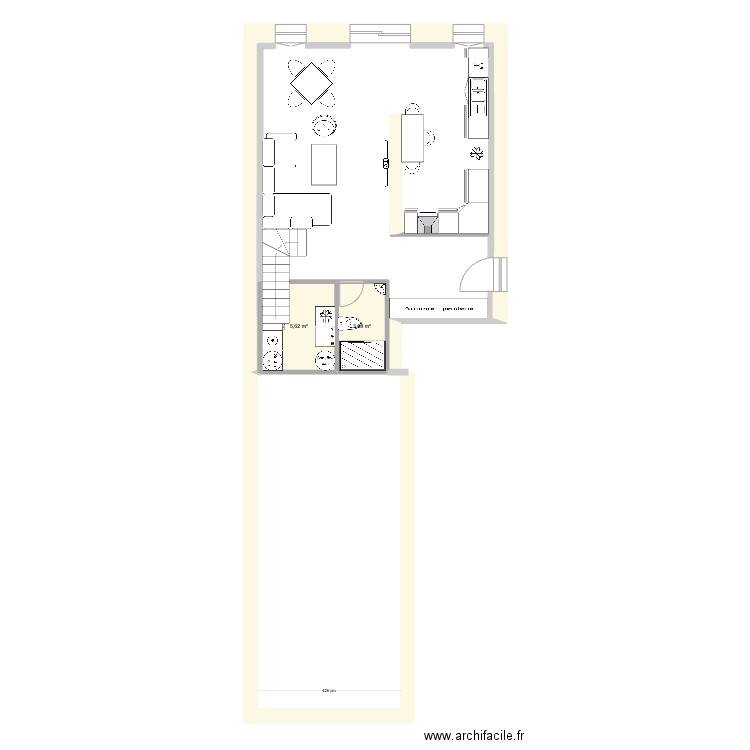 32 triplex. Plan de 7 pièces et 111 m2