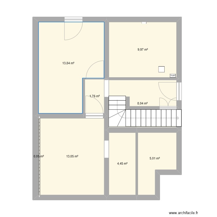 rdc. Plan de 8 pièces et 56 m2