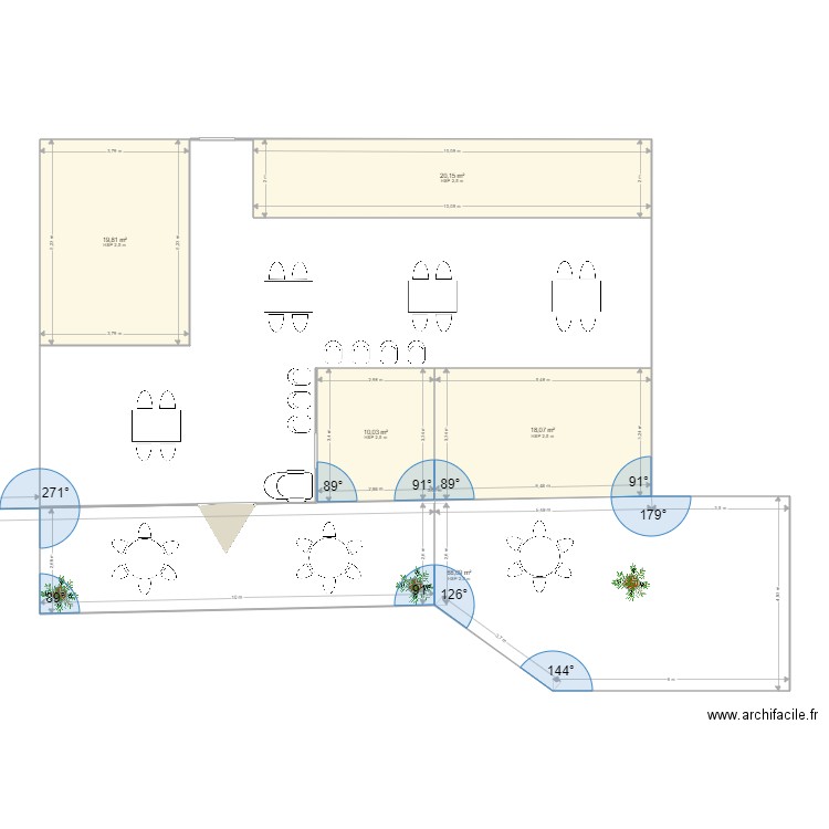 Plan bar terrasse et musée. Plan de 5 pièces et 136 m2