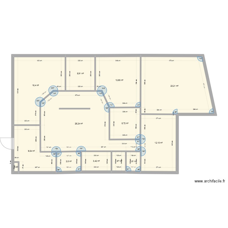 ccas. Plan de 12 pièces et 121 m2