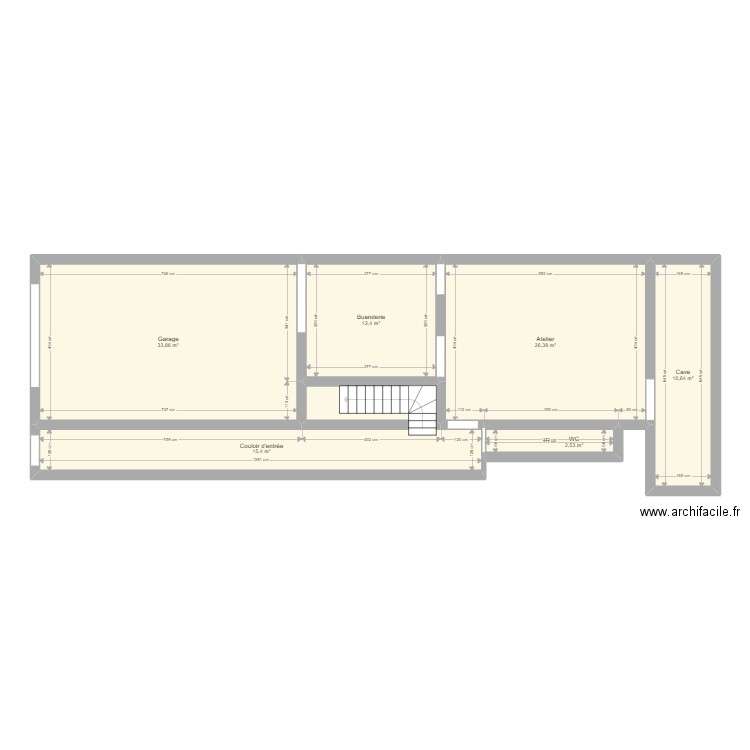 RDC. Plan de 7 pièces et 105 m2