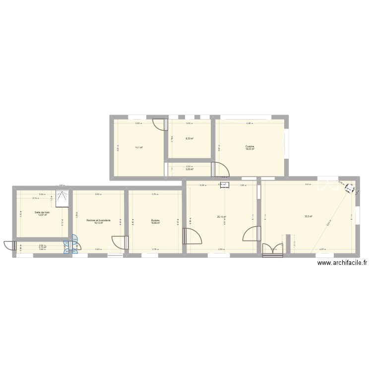 corps de ferme. Plan de 10 pièces et 151 m2