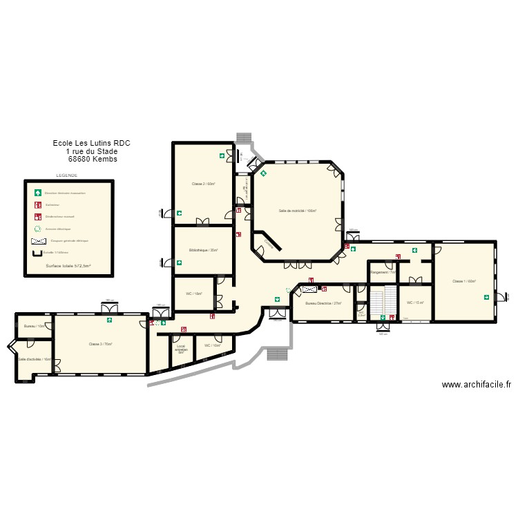 Ecole les Lutins . Plan de 20 pièces et 715 m2