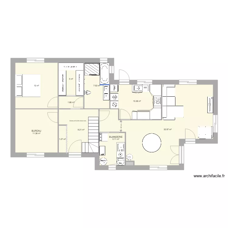 MAISON POUR 2 ET INVITES. Plan de 