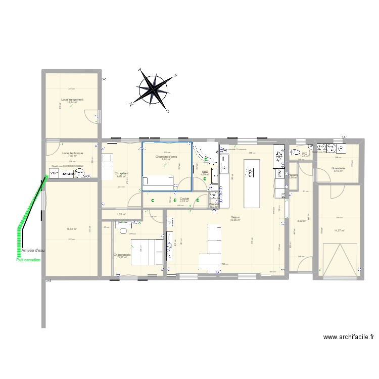 maison rénovée. Plan de 16 pièces et 157 m2