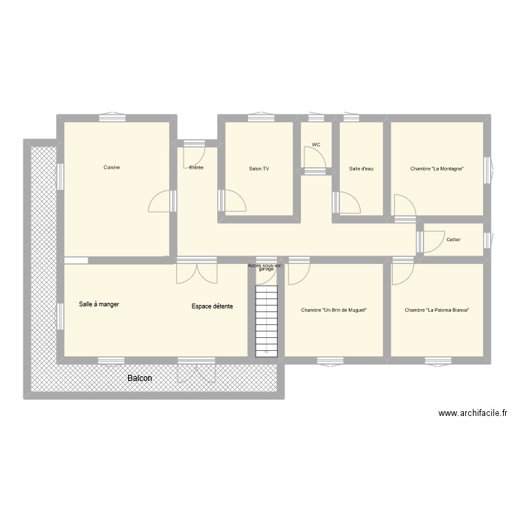 GR1263. Plan de 11 pièces et 138 m2