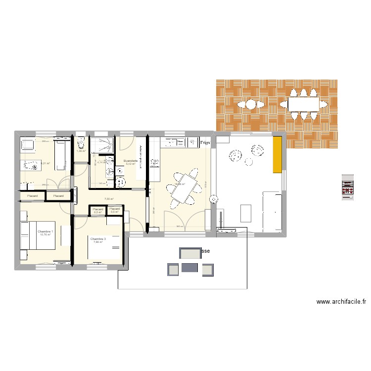 Maison amménagée. Plan de 12 pièces et 69 m2