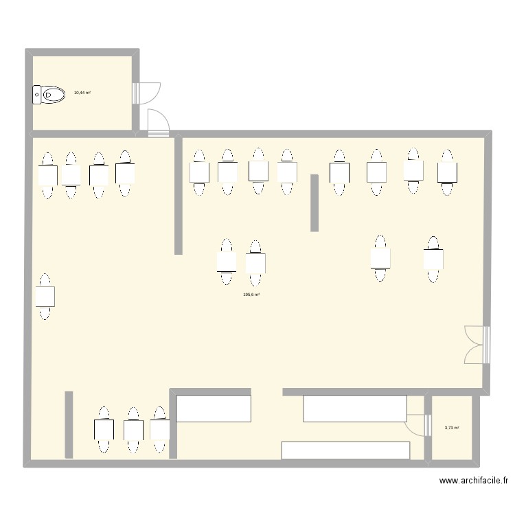 croustille. Plan de 3 pièces et 210 m2