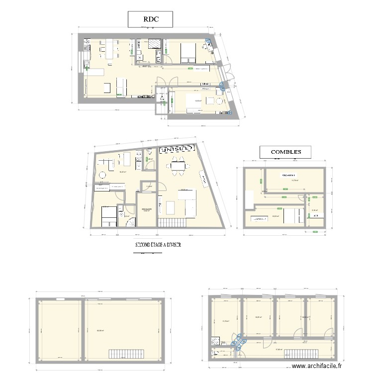 Immeuble. Plan de 19 pièces et 305 m2