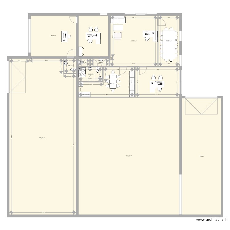 Batiment Cournon Aménagé. Plan de 0 pièce et 0 m2