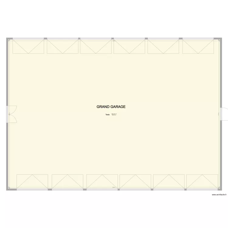 Grand Garage SRI Eghez&eacute;e. Plan de 