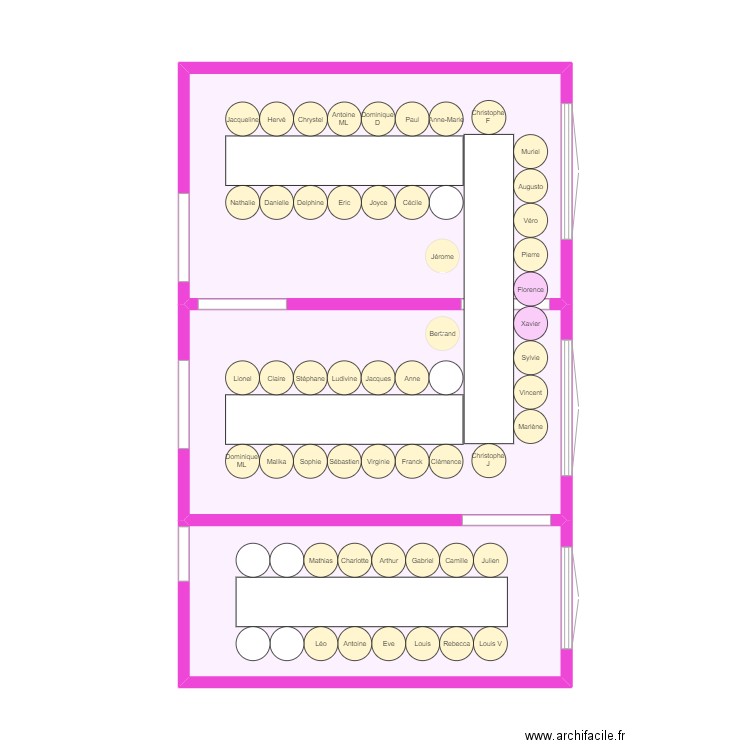 plan de table. Plan de 3 pièces et 47 m2