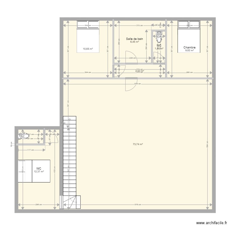 Beuvry Etat initial. Plan de 7 pièces et 117 m2