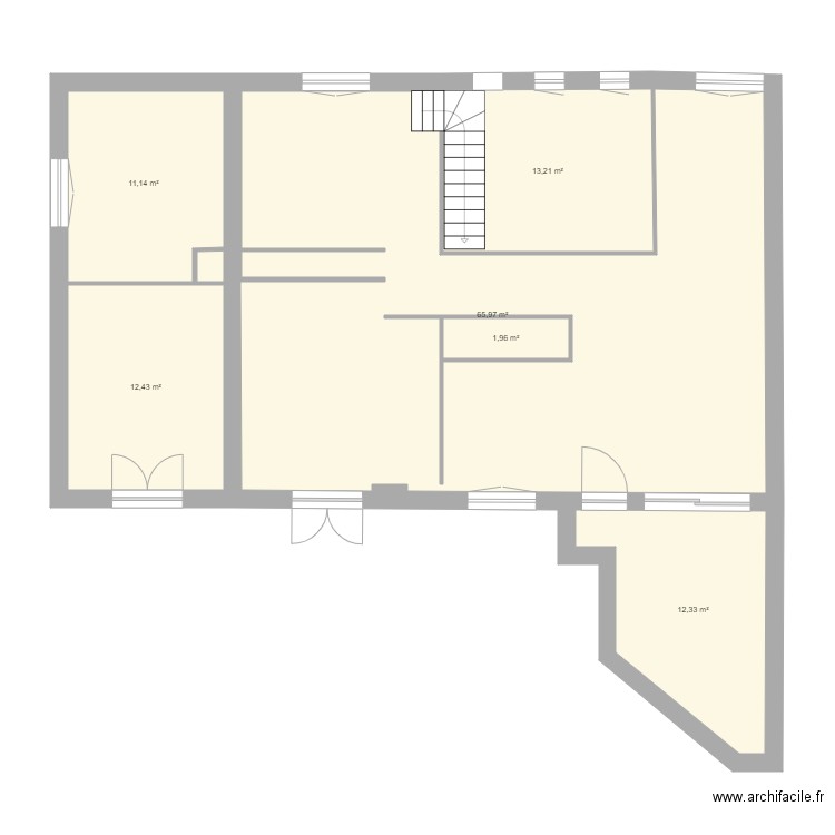 FLF 2. Plan de 10 pièces et 211 m2