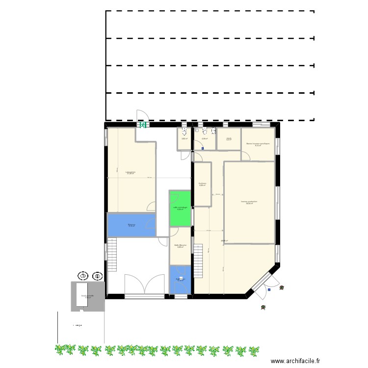 RDC version brut 2. Plan de 13 pièces et 175 m2