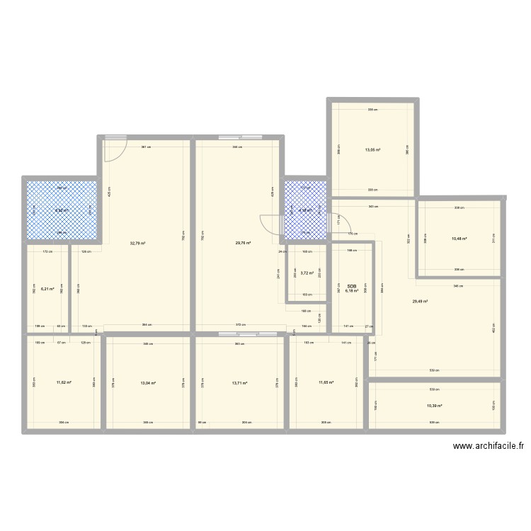 ROYAL MODIF T2 / T3 +2. Plan de 15 pièces et 203 m2