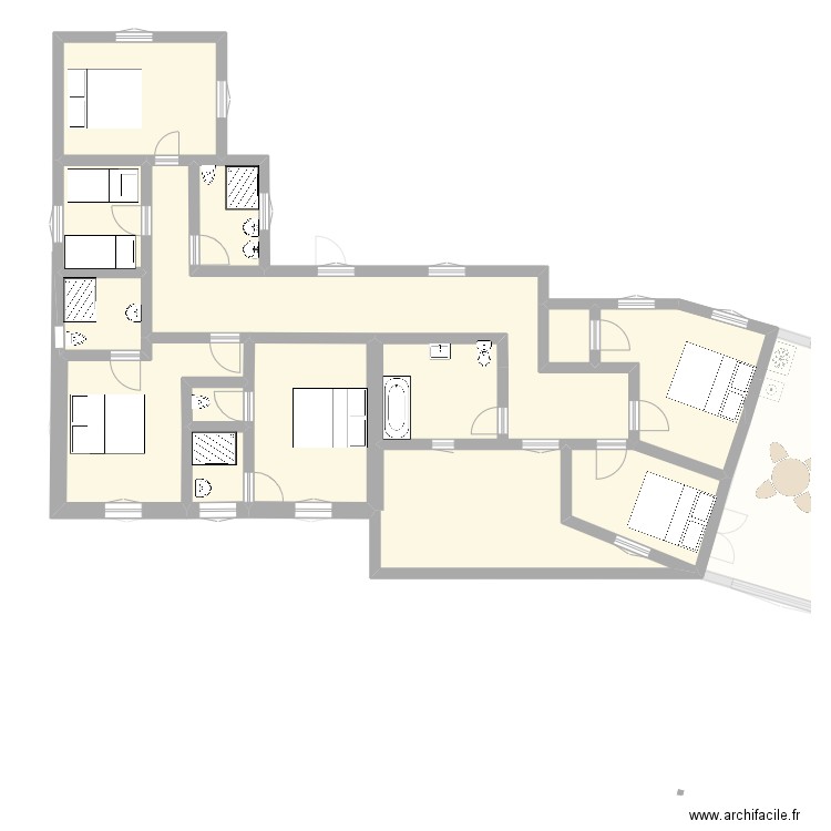 Mougins extension. Plan de 21 pièces et 210 m2