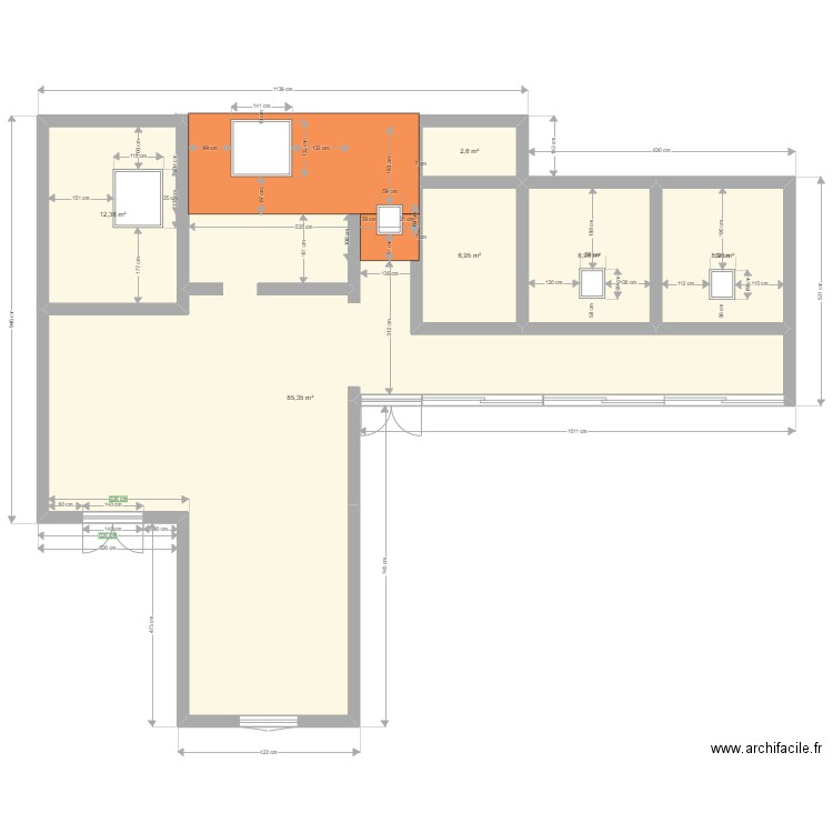 Maison + toiture. Plan de 6 pièces et 125 m2