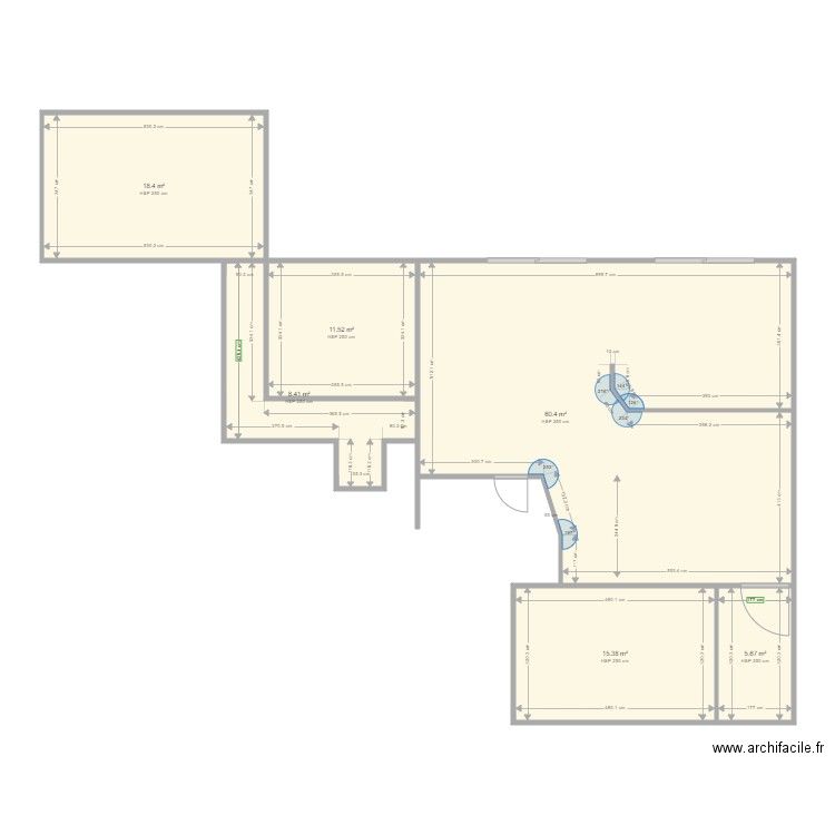 llaty. Plan de 0 pièce et 0 m2