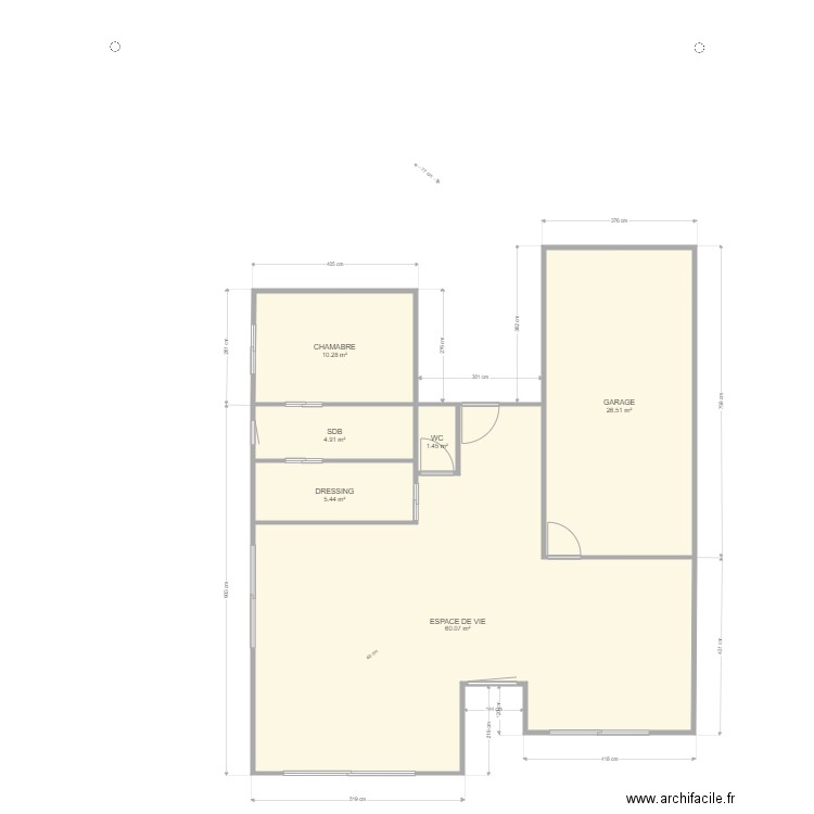 lot 3 seulement les murs. Plan de 0 pièce et 0 m2