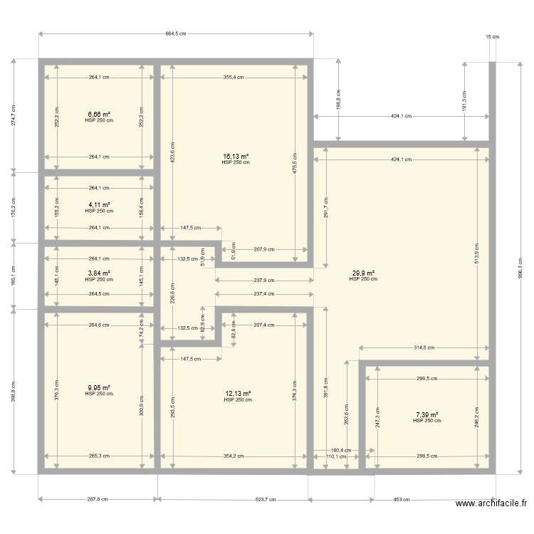 KPATA. Plan de 8 pièces et 90 m2