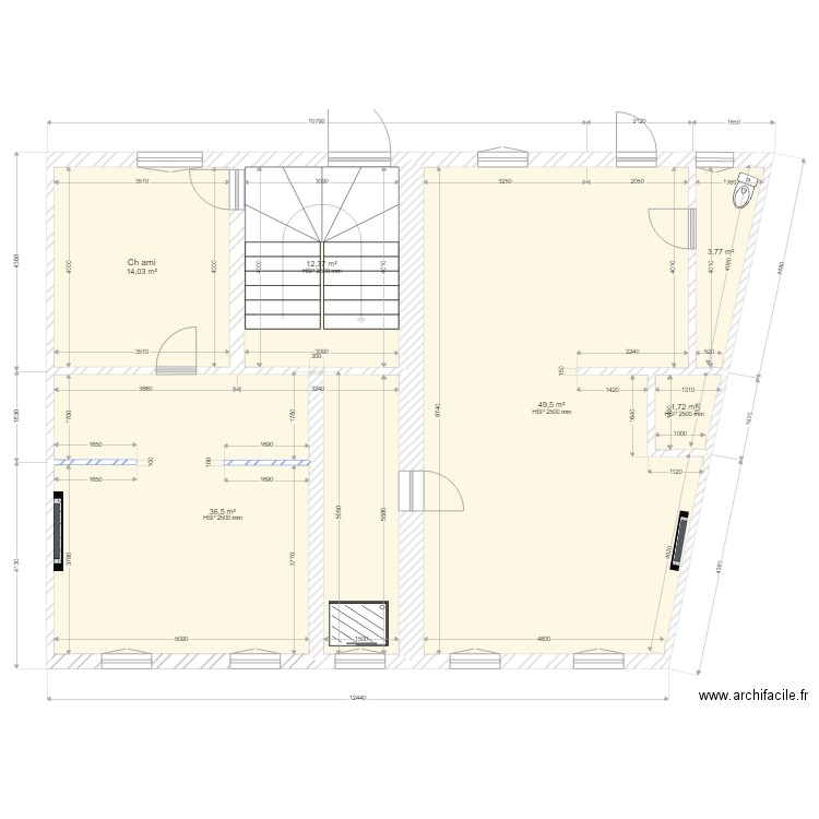 Etage v2. Plan de 6 pièces et 118 m2