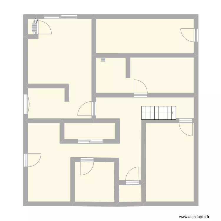 Bas. Plan de 8  et 97 m²