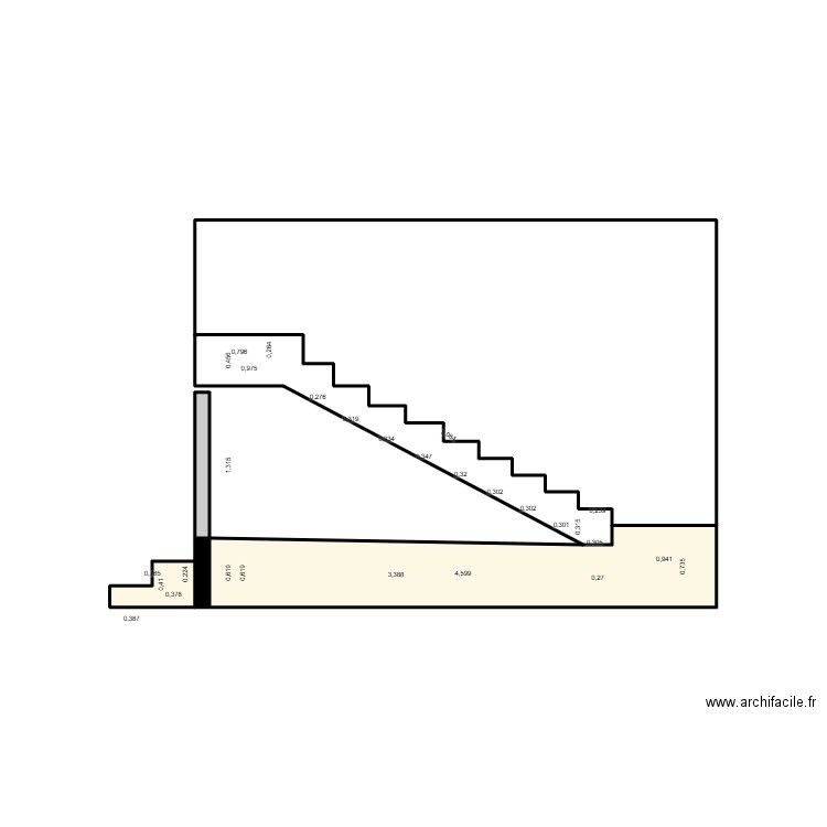 bouake 2g. Plan de 5 pièces et 5 m2