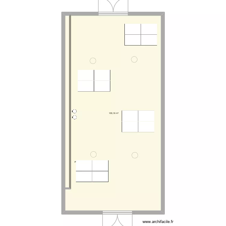 Salle Colard avec 4 ilots de tables. Plan de 1  et 100 m²