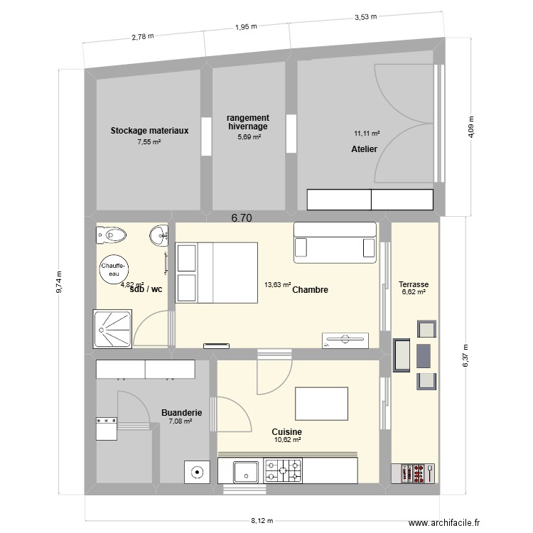 garage. Plan de 8 pièces et 67 m2