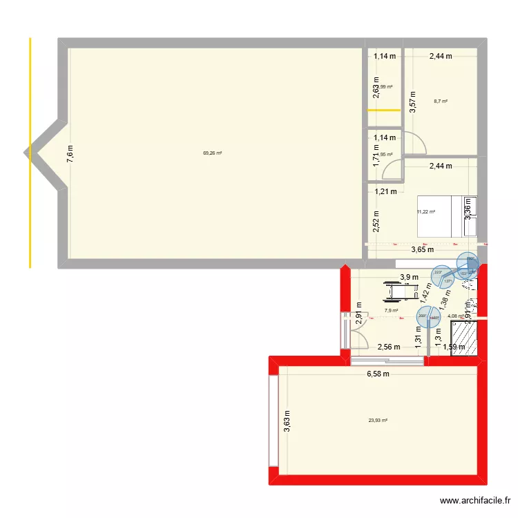 Extension. Plan de 8  et 130 m²