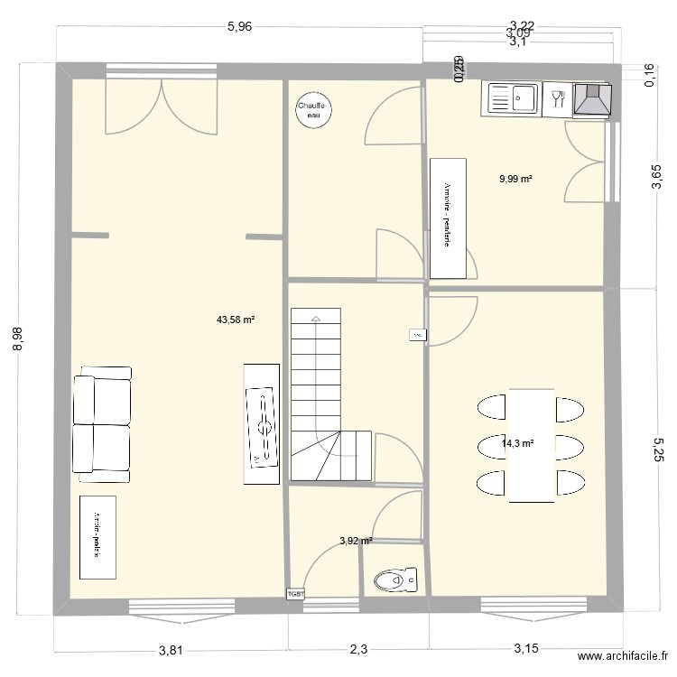 Maurage. Plan de 13 pièces et 226 m2
