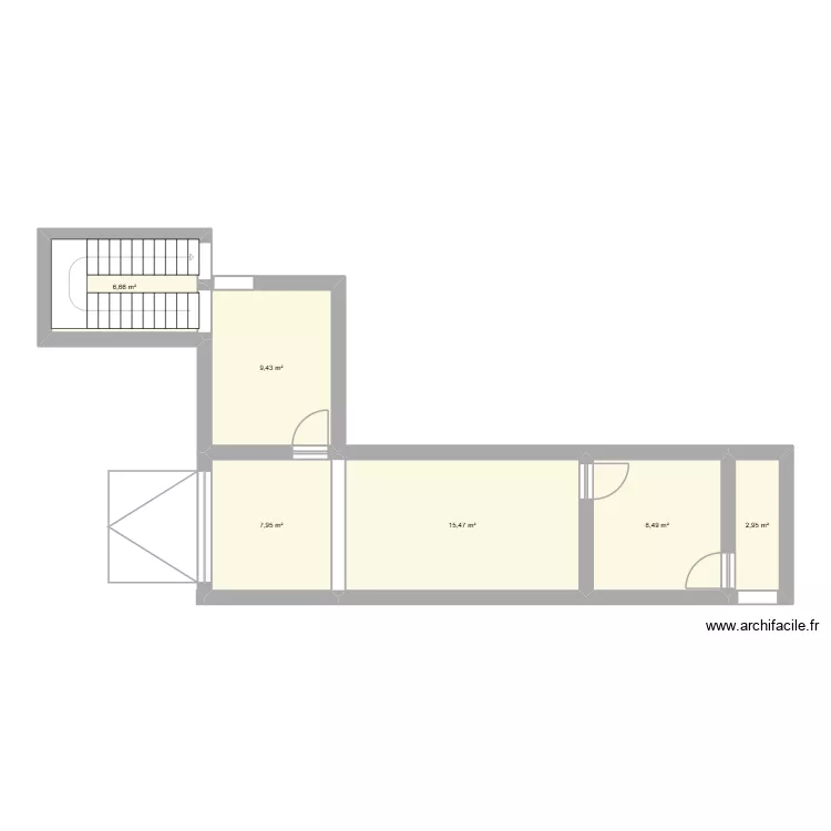 maison niveau rez de chauss&eacute;e. Plan de 6  et 51 m²