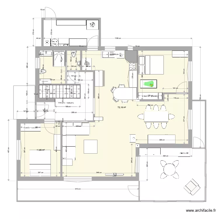 premier &eacute;tage une marche en plus. Plan de 