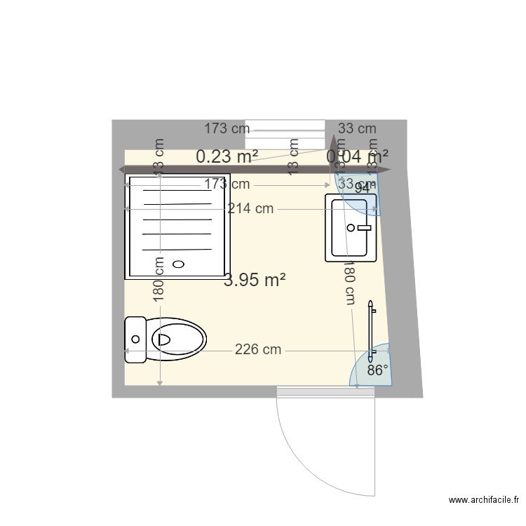 SALDUCCI. Plan de 3 pièces et 4 m2