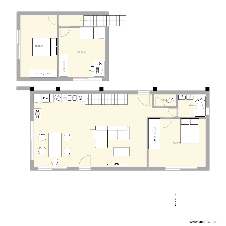 Dépendance grange avec étage sans parking. Plan de 7 pièces et 100 m2