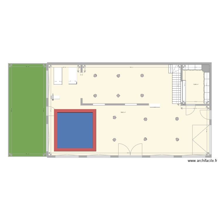 Salle polyvalente. Plan de 3 pièces et 252 m2