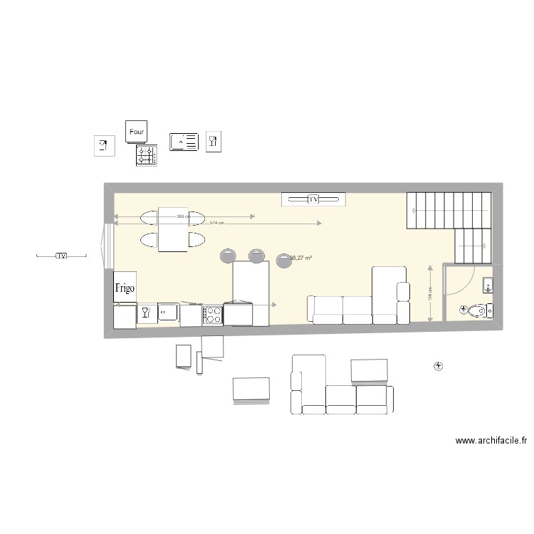 1 er etage 4 septembre cuisine a gauche. Plan de 1 pièce et 38 m2