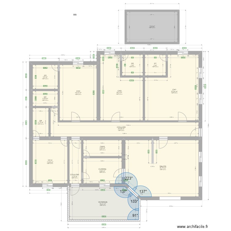 plan 10. Plan de 16 pièces et 209 m2