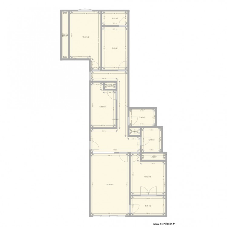 Borja Moll. Plan de 14 pièces et 103 m2