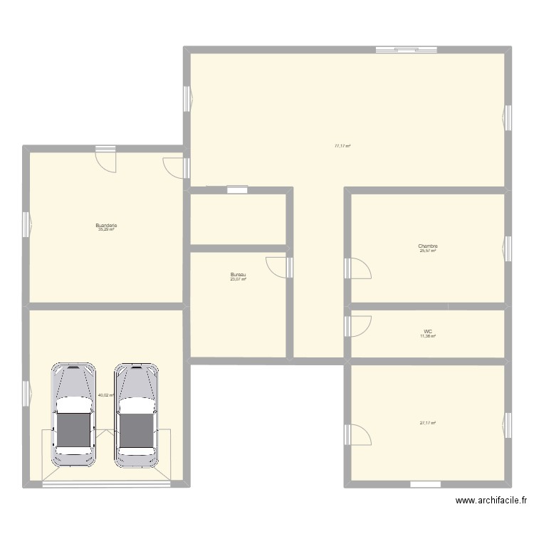 111. Plan de 7 pièces et 240 m2