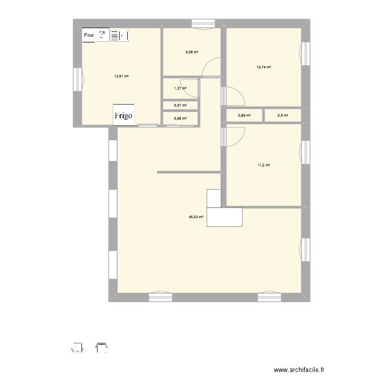 Maison nous. Plan de 12 pièces et 111 m2