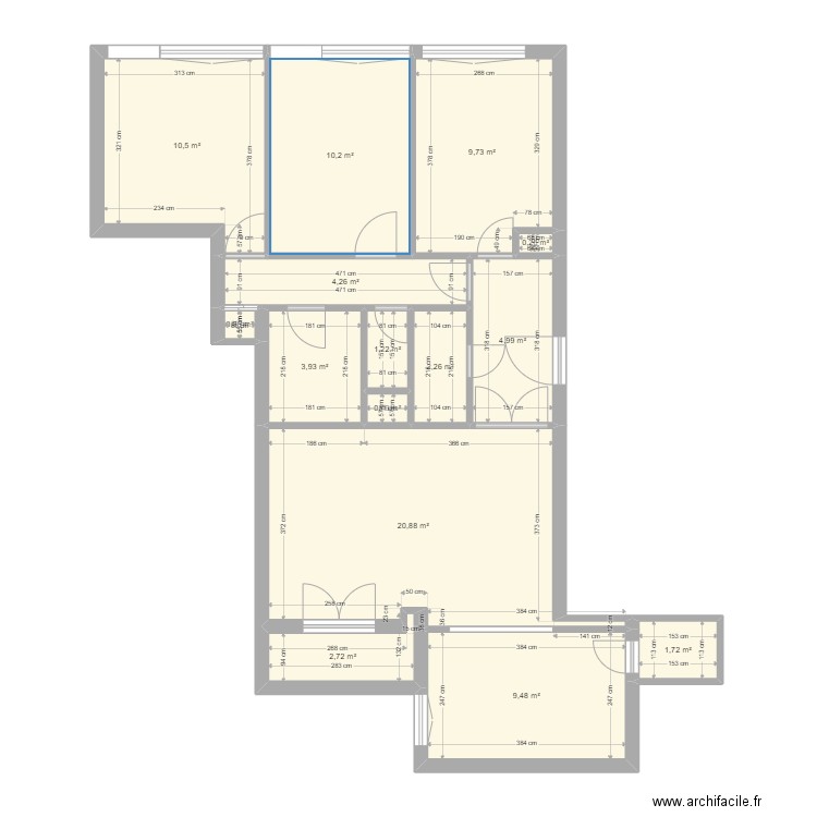 Plaisir . Plan de 15 pièces et 83 m2